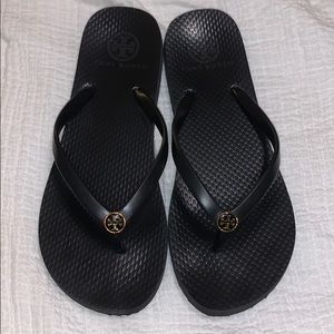 Tory Burch Thin Black Flip Flop